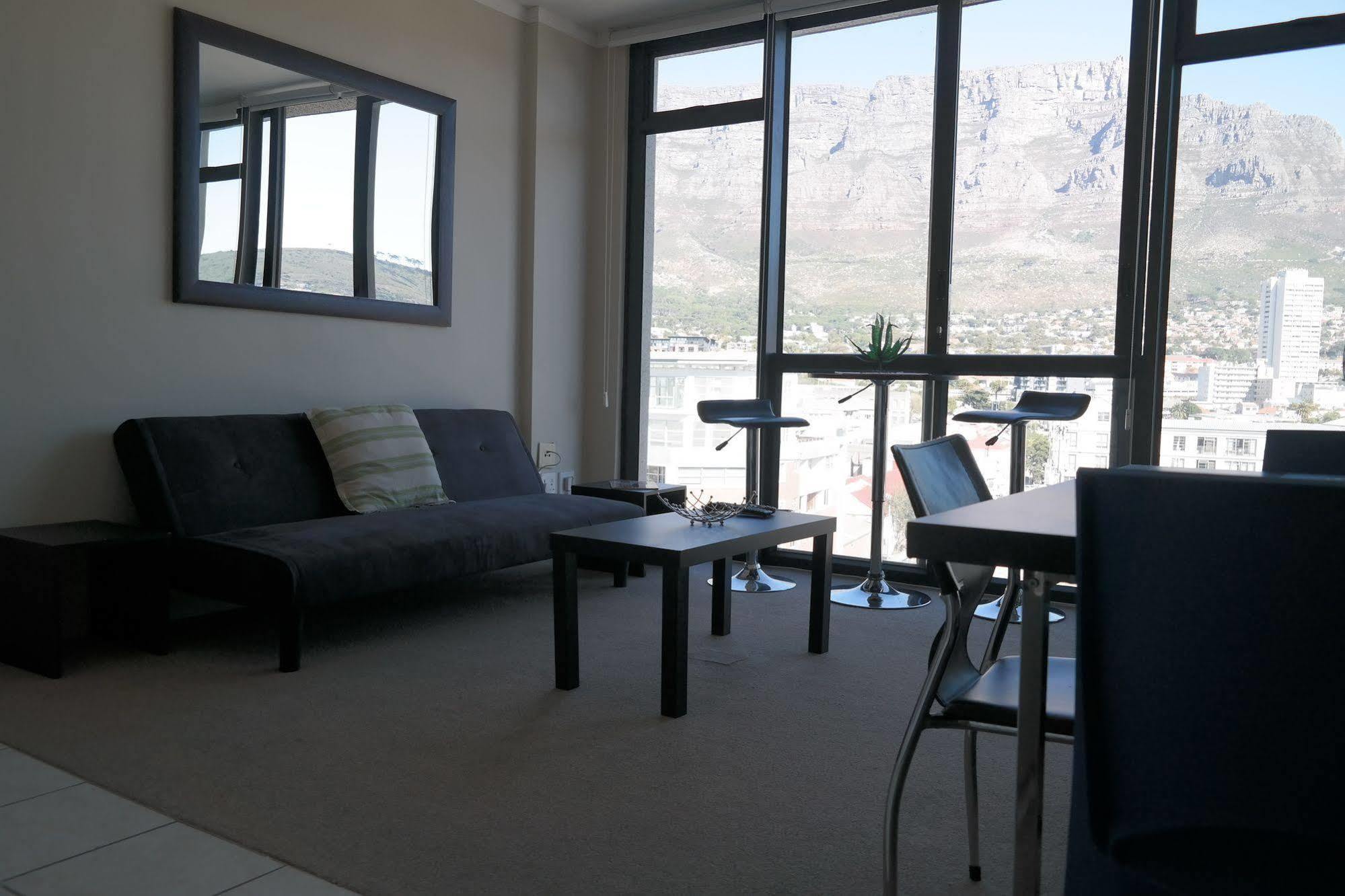 Four Seasons Apartment