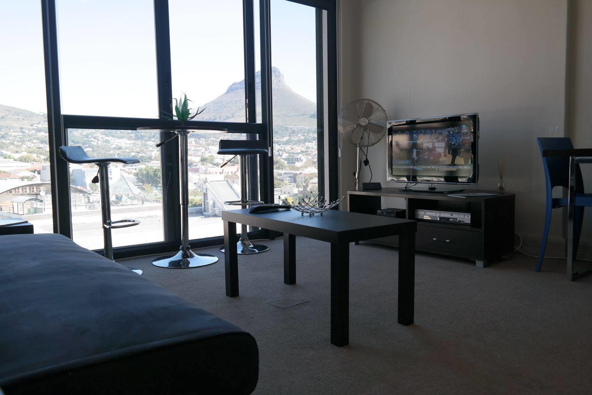 Four Seasons Apartment Cape Town