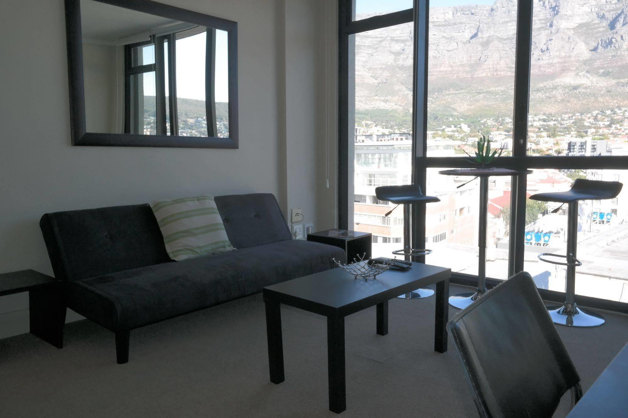 Apartment Four Seasons